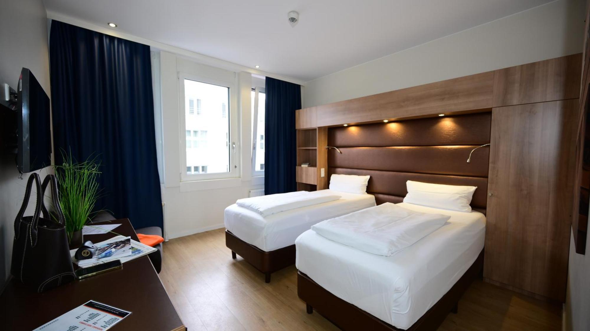 Motel Plus Berlim Exterior foto